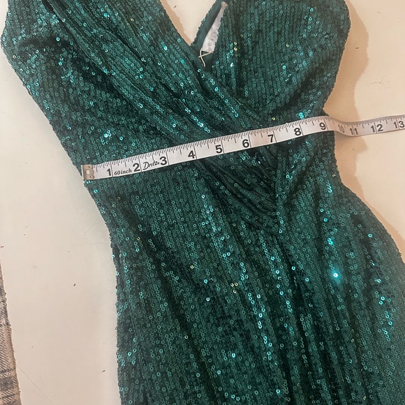 Baltic Born Sparkly GreenSequin Isla Asymmetrical Straps FrontSlit Dress NWT XS - Picture 14 of 16